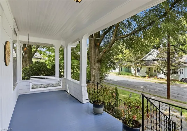 Photo 3 of Sale Pending at 934 Franklin St, Winston Salem, NC 27101 | MLS# 1239543 | Listing updated on 2026-10-27