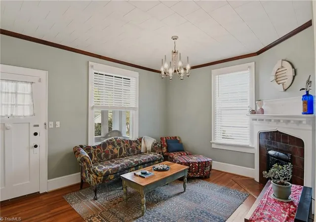 Photo 3 of Sale Pending at 934 Franklin St, Winston Salem, NC 27101 | MLS# 1239543 | Listing updated on 2026-10-27