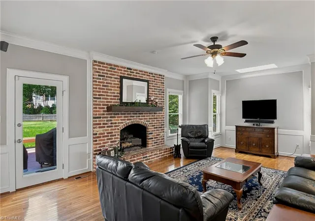 Photo 3 of Single family home for sale at 4025 Huntscroft Ln, Winston Salem, NC 27106 | MLS# 1234893 | Listing updated on 2026-09-15