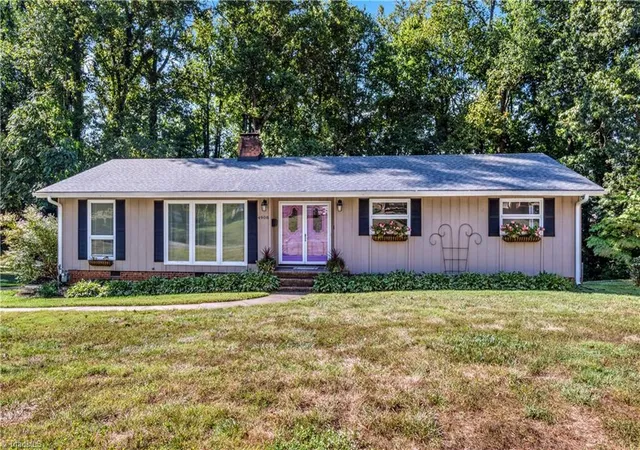 Photo 3 of Sale Pending at 4908 Tiffany Ave, Winston Salem, NC 27104 | MLS# 1235687 | Listing updated on 2026-10-09