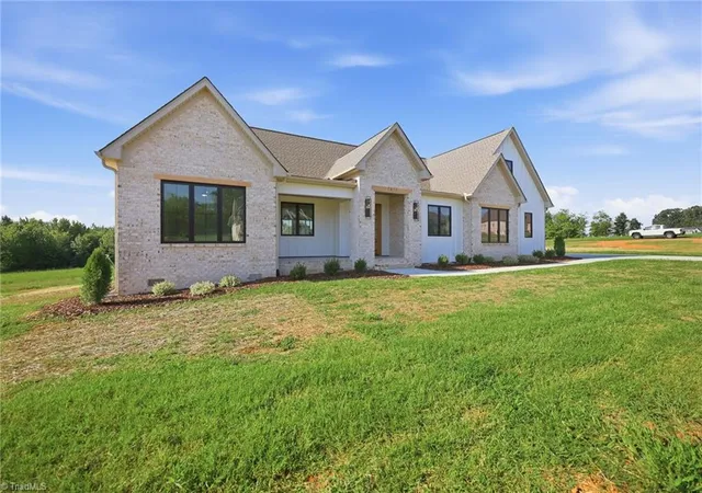 Photo 3 of Sale Pending at 7417 Kingsley Pl, Stokesdale, NC 27357 | MLS# 1233973 | Listing updated on 2026-09-06