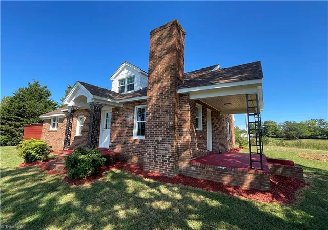 Photo 1 of Single family home for sale at 539 Athey Simmons Rd, Mount Airy, NC 27030 | MLS# 1236070 | Listing updated on 2026-09-17