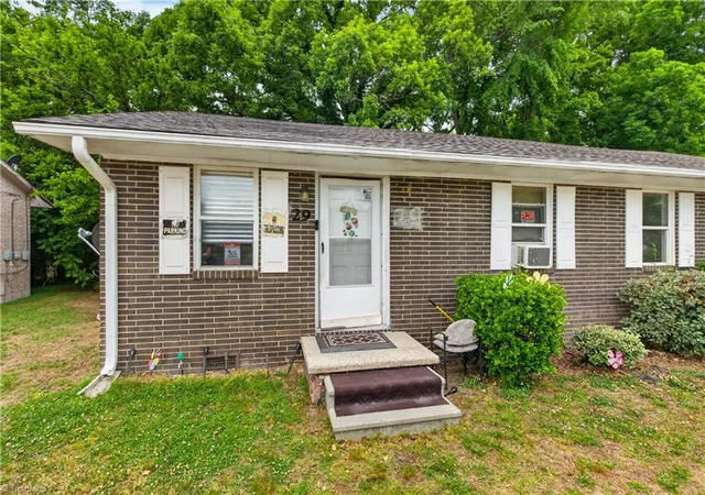 Photo 1 of Multi family home for sale at 29 Hunter St, Thomasville, NC 27360 | MLS# 1238356 | Listing updated on 2026-10-08