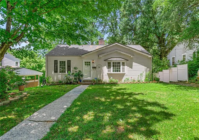 Photo 3 of Single family home for sale at 731 W Banner Ave, Winston Salem, NC 27127 | MLS# 1233887 | Listing updated on 2026-10-26