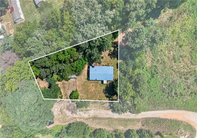 Photo 2 of Sale Pending at 4002 Us Hwy 29 N, Greensboro, NC 27405 | MLS# 1233752 | Listing updated on 2026-09-06