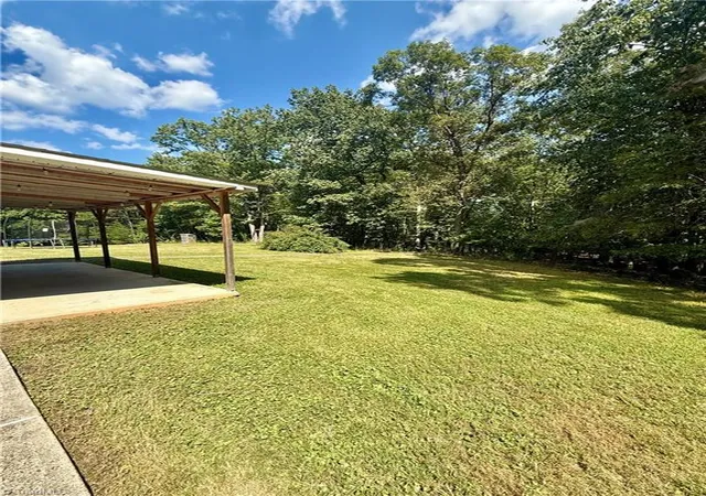 Photo 3 of Manufactured home for sale at 185 Marlin Blvd, Mount Airy, NC 27030 | MLS# 1234126 | Listing updated on 2026-09-20