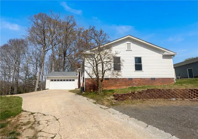 Single family home for sale at 1495 Peace Hvn Rd, Clemmons, NC 27012 | MLS# 1237780