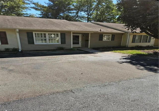 Photo 1 of Single family home for sale at 3625 Swaim Ct, Winston Salem, NC 27127 | MLS# 1237454 | Listing updated on 2026-10-09
