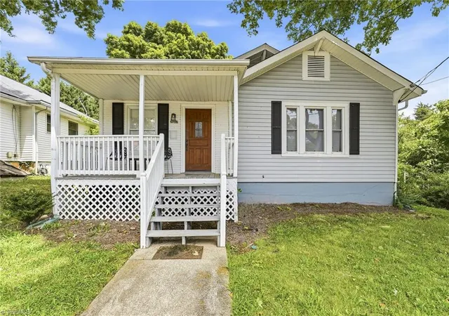 Photo 1 of Single family home for sale at 2507 Stockton St, Winston Salem, NC 27127 | MLS# 1236992 | Listing updated on 2026-09-26