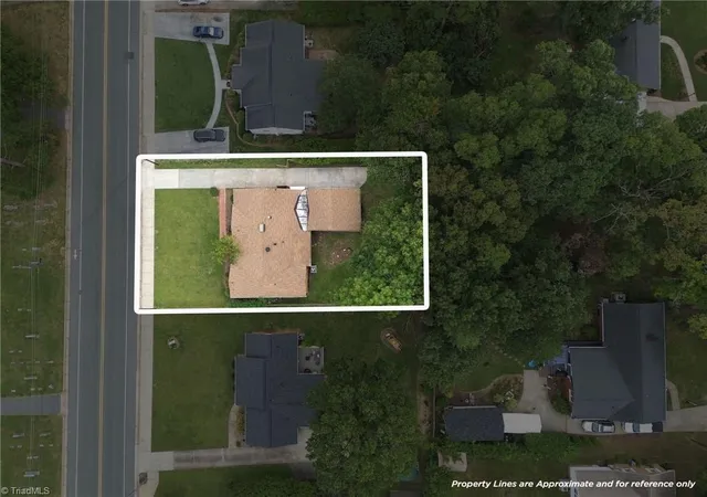 Photo 3 of Single family home for sale at 517 Pine St, Graham, NC 27253 | MLS# 1239196 | Listing updated on 2026-10-24