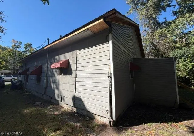 Photo 2 of Single family home for sale at 1321 E 2nd Street, Winston Salem, NC 27101 | MLS# 1239326 | Listing updated on 2026-10-28