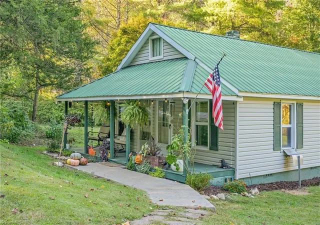 Photo 3 of Sale Pending at 9472 N Old Nc Hwy 16, Millers Creek, NC 28651 | MLS# 1239257 | Listing updated on 2026-10-27