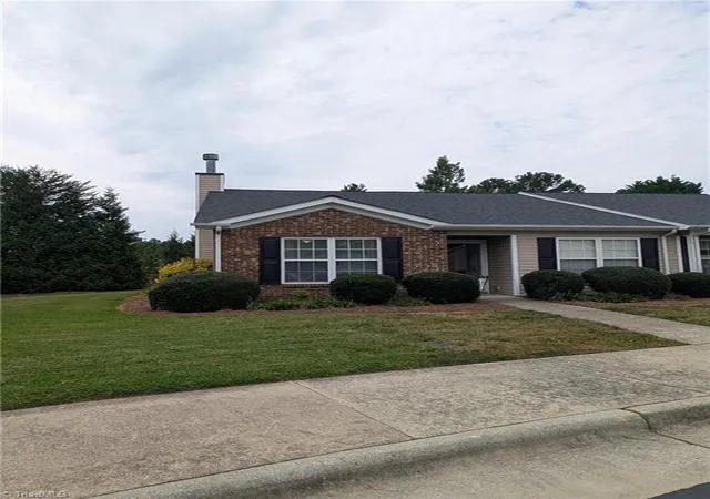Photo 1 of Single family home for sale at 1008 Chesapeake Ln, Archdale, NC 27263 | MLS# 1234870 | Listing updated on 2026-09-09