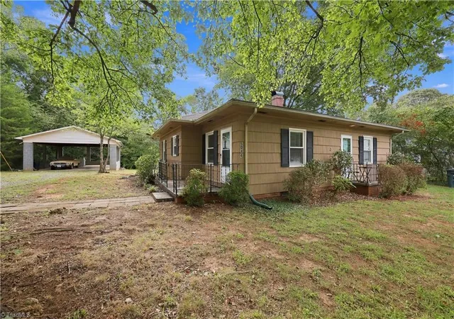 Photo 2 of Multi family home for sale at 5038 Pinewood Dr, Winston Salem, NC 27106 | MLS# 1236502 | Listing updated on 2026-09-30