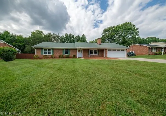 Photo 2 of Single family home for sale at 5160 Nicole Rd, Kernersville, NC 27284 | MLS# 1236294 | Listing updated on 2026-10-07