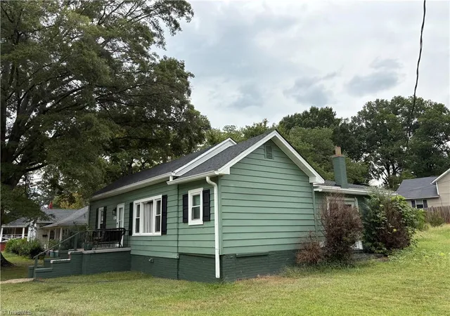 Photo 2 of Single family home for sale at 512 Glovenia St, Eden, NC 27288 | MLS# 1234739 | Listing updated on 2026-09-06