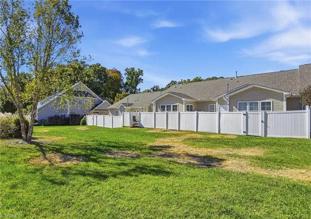 Photo 3 of Single family home for sale at 3462 Limestone Ct, High Point, NC 27265 | MLS# 1239538 | Listing updated on 2026-10-26