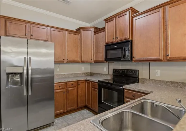 Photo 4 of Single family home for sale at 3462 Limestone Ct, High Point, NC 27265 | MLS# 1239538 | Listing updated on 2026-10-26