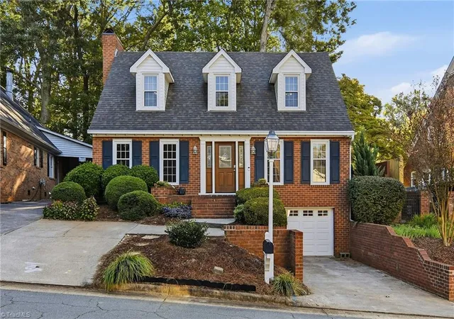 Photo 1 of Single family home for sale at 821 Chancy Ln, Winston Salem, NC 27104 | MLS# 1237621 | Listing updated on 2026-10-08