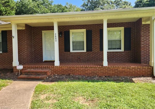 Photo 2 of Single family home for sale at 4880 Hawkwood Trl, Winston Salem, NC 27103 | MLS# 1235234 | Listing updated on 2026-09-15