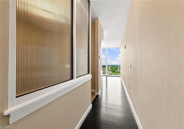 Photo 4 of Single family home for sale at 201 Elm St #802, Greensboro, NC 27401 | MLS# 1235199 | Listing updated on 2026-09-10
