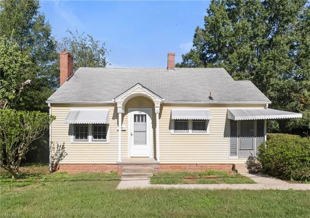 Photo 1 of Single family home for sale at 2539 Polo Rd, Winston Salem, NC 27106 | MLS# 1238516 | Listing updated on 2026-10-28