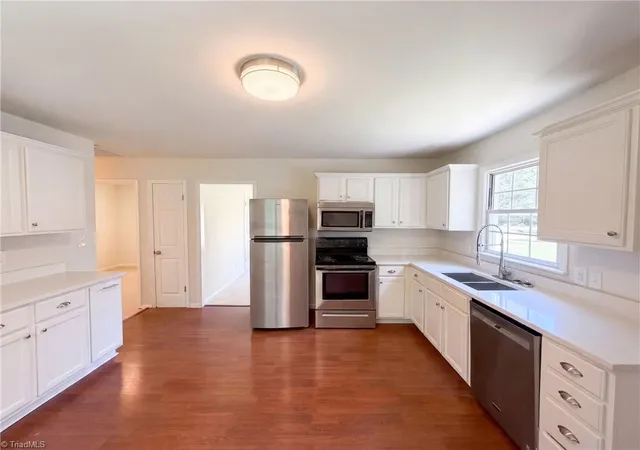 Photo 2 of Single family home for sale at 4154 Edgeware Rd, Winston Salem, NC 27106 | MLS# 1234820 | Listing updated on 2026-09-21