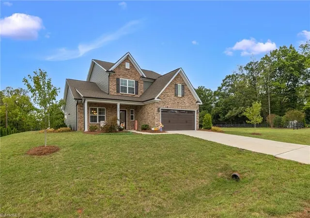 Photo 3 of Single family home for sale at 407 Brooke Hl Dr, Lewisville, NC 27023 | MLS# 1236576 | Listing updated on 2026-09-29