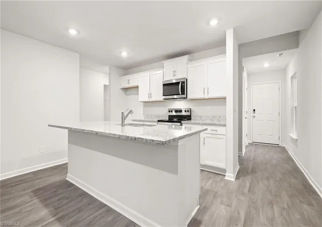 Photo 2 of Single family home for sale at 6252 Ashton Woods Ln, Rural Hall, NC 27045 | MLS# 1239629 | Listing updated on 2026-10-23