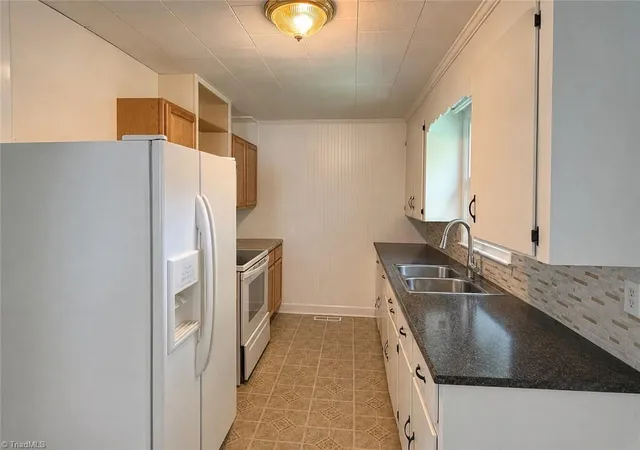 Photo 4 of Single family home for sale at 111 Arbor St, Boonville, NC 27011 | MLS# 1234140 | Listing updated on 2026-10-04