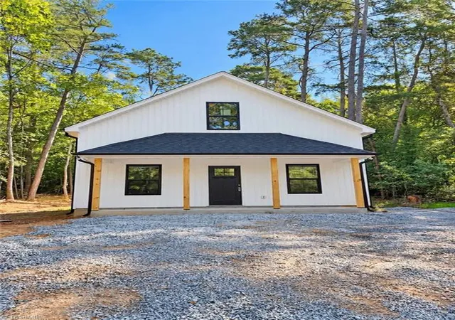 Single family home for sale at 146 Hillcrest Rd, New London, NC 28127 | MLS# 1238120