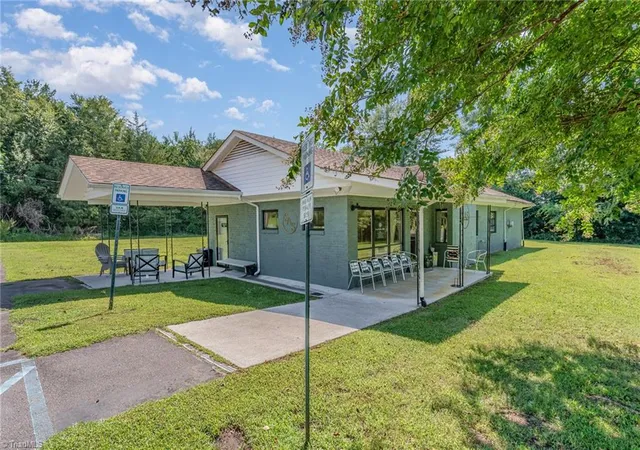 Photo 1 of Single family home for sale at 1590 Farmington Rd, Mocksville, NC 27028 | MLS# 1232912 | Listing updated on 2026-09-02