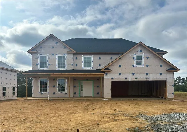 Photo 1 of Single family home for sale at 2933 Mayfield Dr, Graham, NC 27253 | MLS# 1235729 | Listing updated on 2026-09-19