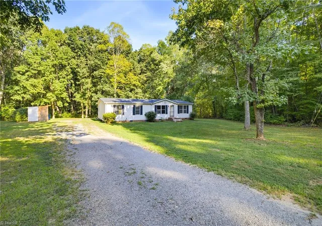 Photo 3 of Sale Pending at 233 Fawnwood Rd, Reidsville, NC 27320 | MLS# 1235770 | Listing updated on 2026-09-24