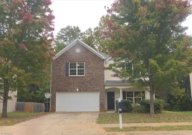 Photo 1 of Single family home for sale at 1402 Torrey Pines Ct, Mebane, NC 27302 | MLS# 1238709 | Listing updated on 2026-10-16