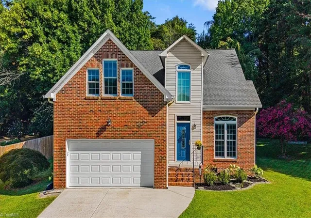 Photo 1 of Single family home for sale at 2729 Red Run Ct, High Point, NC 27265 | MLS# 1235217 | Listing updated on 2026-10-06