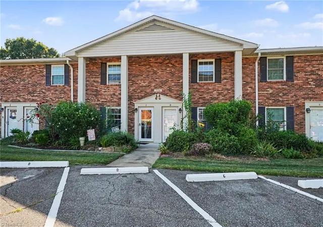 Photo 1 of Single family home for sale at 2330 Bay Meadows Ct, Winston Salem, NC 27103 | MLS# 1235733 | Listing updated on 2026-09-28