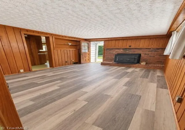 Photo 3 of Single family home for sale at 1559 Jordan Dr, Winston Salem, NC 27105 | MLS# 1235922 | Listing updated on 2026-10-18