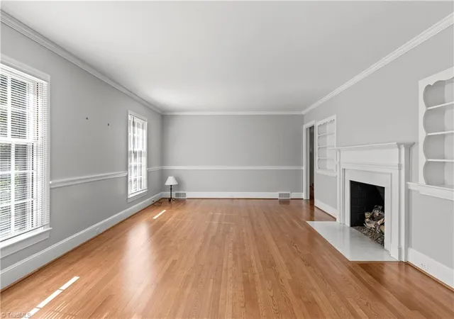 Photo 3 of Single family home for sale at 1236 Huntingdon Rd, Winston Salem, NC 27104 | MLS# 1239444 | Listing updated on 2026-10-25