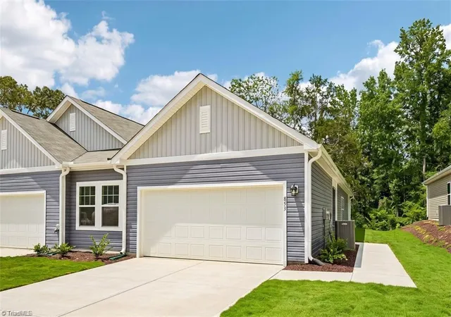 Photo 3 of Single family home for sale at 860 Hanford Landing Dr, Graham, NC 27253 | MLS# 1236726 | Listing updated on 2026-09-30
