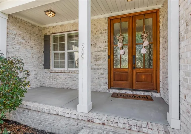 Photo 3 of Sale Pending at 569 Wentworth Dr, Winston Salem, NC 27107 | MLS# 1234632 | Listing updated on 2026-09-15