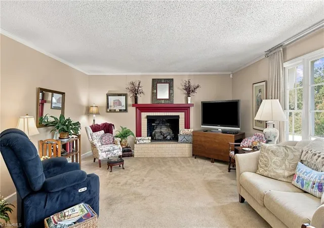 Photo 4 of Sale Pending at 4207 Mashie Dr, Pfafftown, NC 27040 | MLS# 1234349 | Listing updated on 2026-09-10