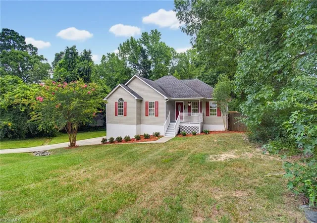 Photo 1 of Sale Pending at 150 Meadow Wood Dr, Thomasville, NC 27360 | MLS# 1228137 | Listing updated on 2026-09-17