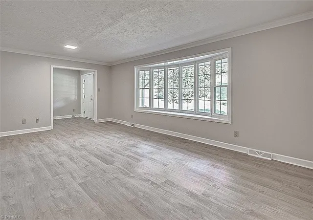 Photo 3 of Sale Pending at 864 Parkview St, Asheboro, NC 27203 | MLS# 1234259 | Listing updated on 2026-10-06