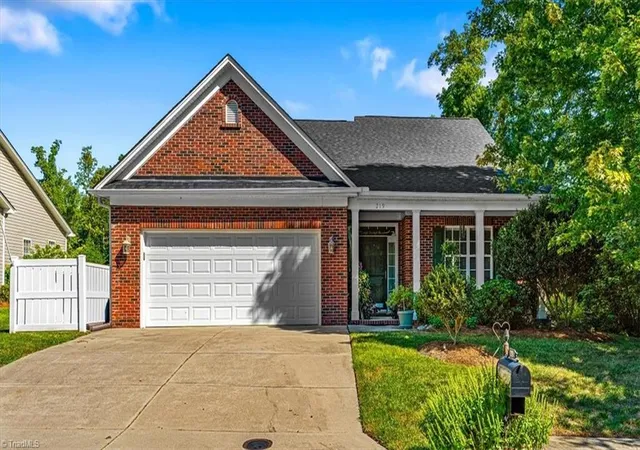 Single family home for sale at 219 Heritage Hl Dr, Jamestown, NC 27282 | MLS# 1236916
