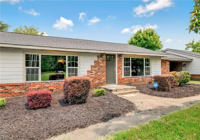 Photo 3 of Single family home for sale at 7549 Sunnyvale Dr, High Point, NC 27265 | MLS# 1235221 | Listing updated on 2026-10-05