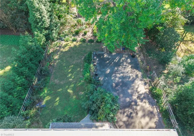Photo 3 of Single family home for sale at 2362 Elizabeth Ave, Winston Salem, NC 27103 | MLS# 1239990 | Listing updated on 2026-10-24