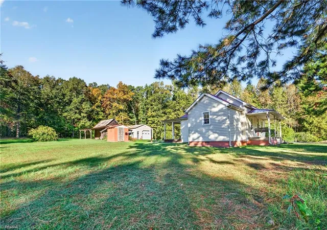 Photo 4 of Single family home for sale at 1055 Old Silver Hl Rd, Lexington, NC 27292 | MLS# 1239922 | Listing updated on 2026-10-23