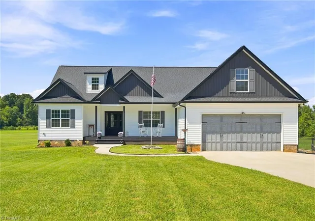 Photo 3 of Single family home for sale at 6135 Nc Hwy 62, Burlington, NC 27215 | MLS# 1234281 | Listing updated on 2026-09-17