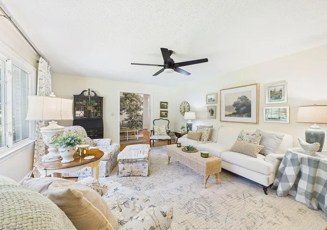 Photo 3 of Sale Pending at 1800 Fairview Blvd, Winston Salem, NC 27127 | MLS# 1234810 | Listing updated on 2026-10-21